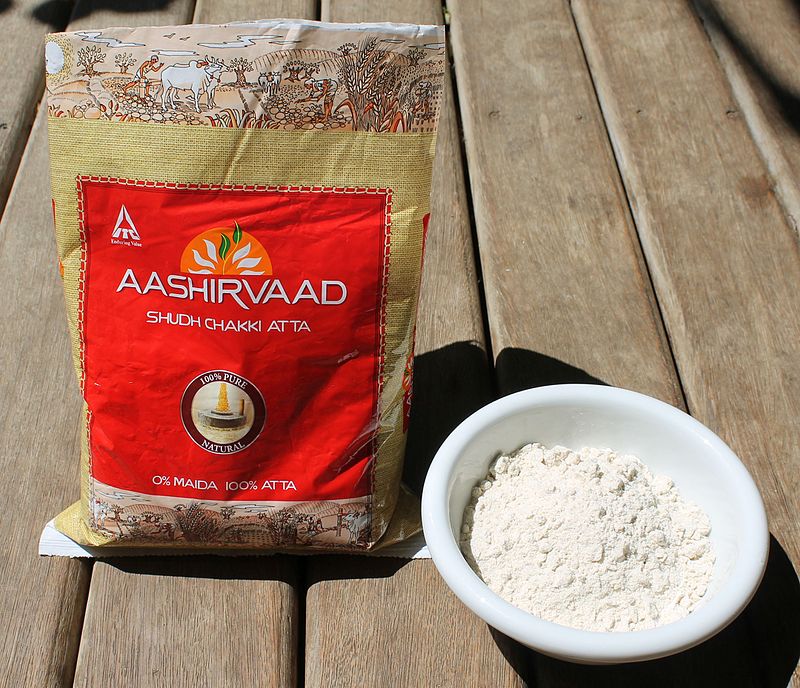 Compare Atta and Wheat Flour