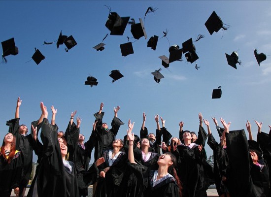 How to Apply for Scholarships in Australian Universities  - 1